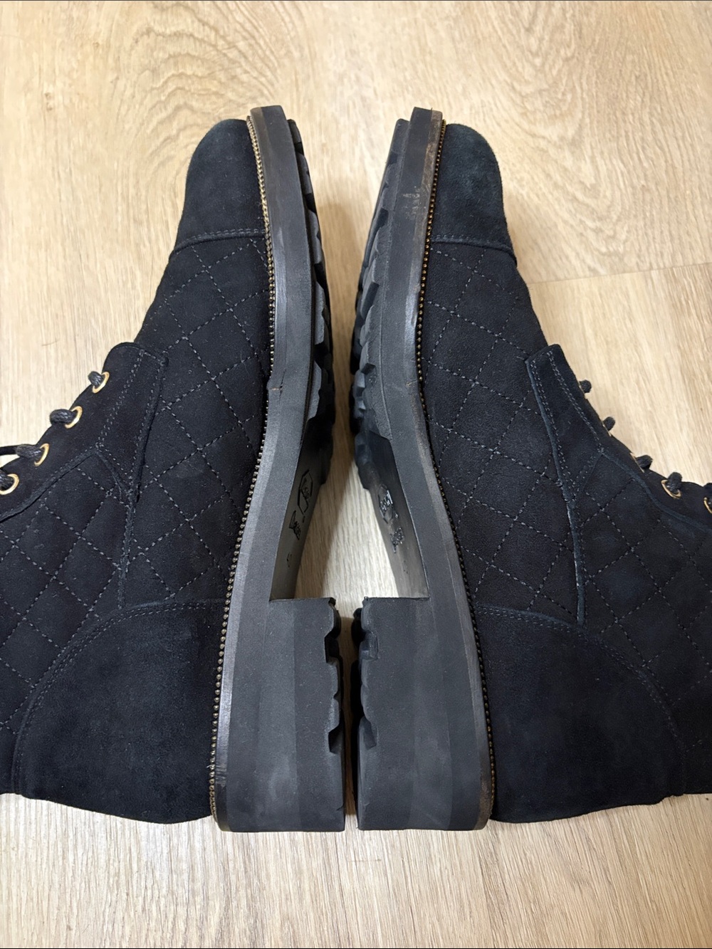 Ron White Tiffany Weatherproof Quilted Suede Combat Boots Black size 40 designer - Picture 7 of 10